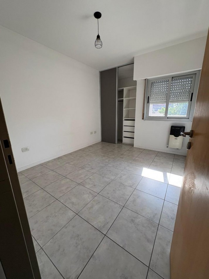 Departamento de 2 ambientes en CASTELAR CENTRO Nicolas Avellaneda 900
