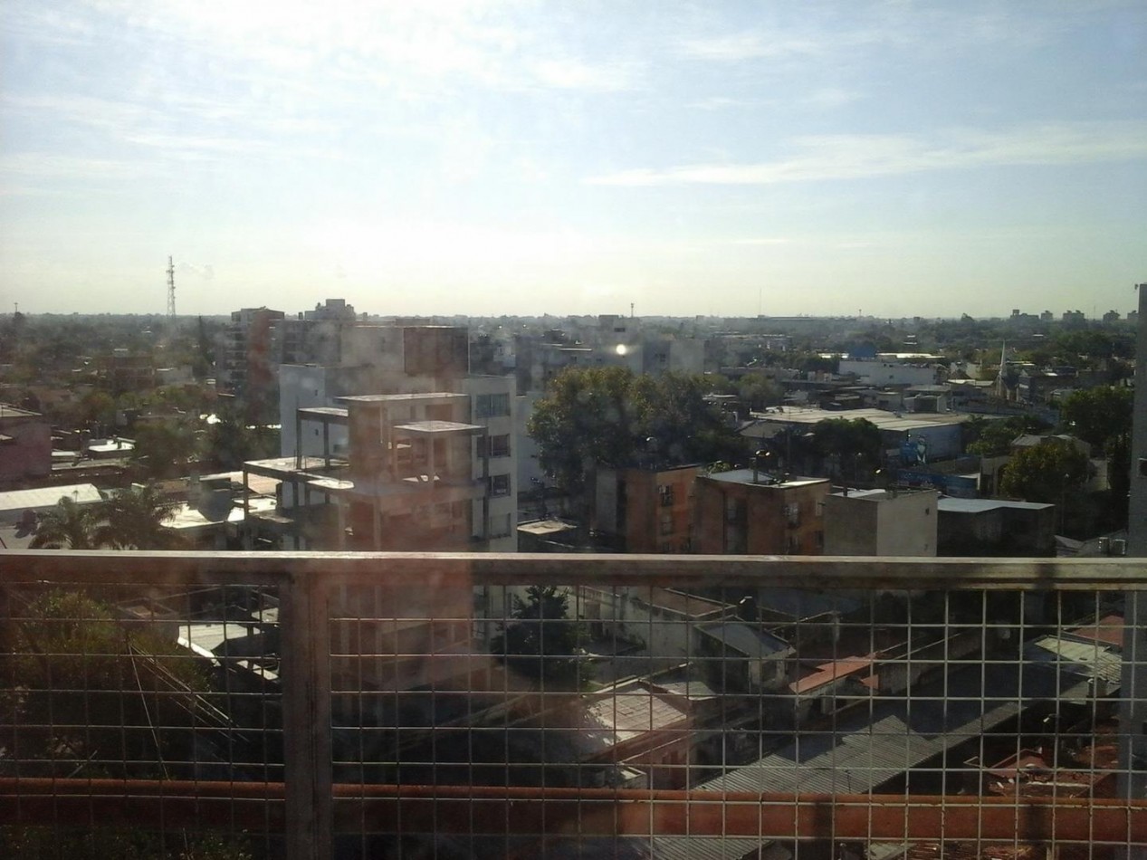 Departamento de 3 ambientes cercano a Universidad, Alem 818.