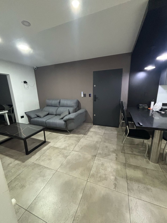 Venta excelente Depto. 3 Amb. en Moron, Saavedra 230