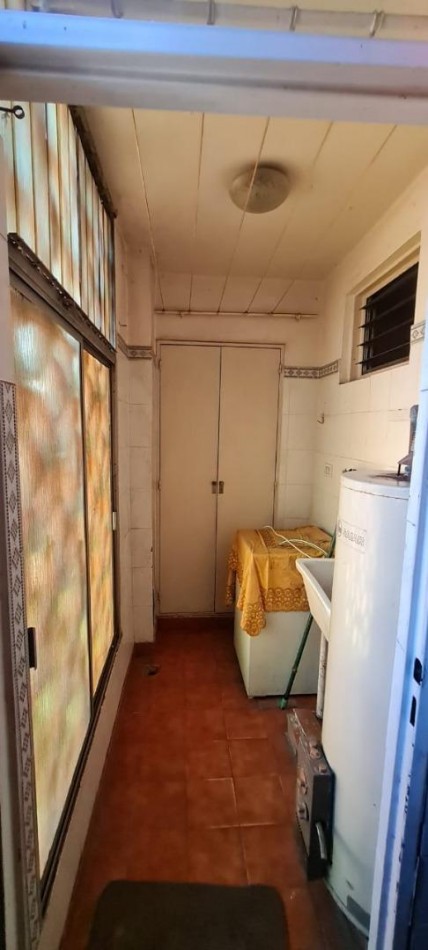 OPORTUNIDAD Departamento de 3 ambientes en VENTA, Centenario 3500.