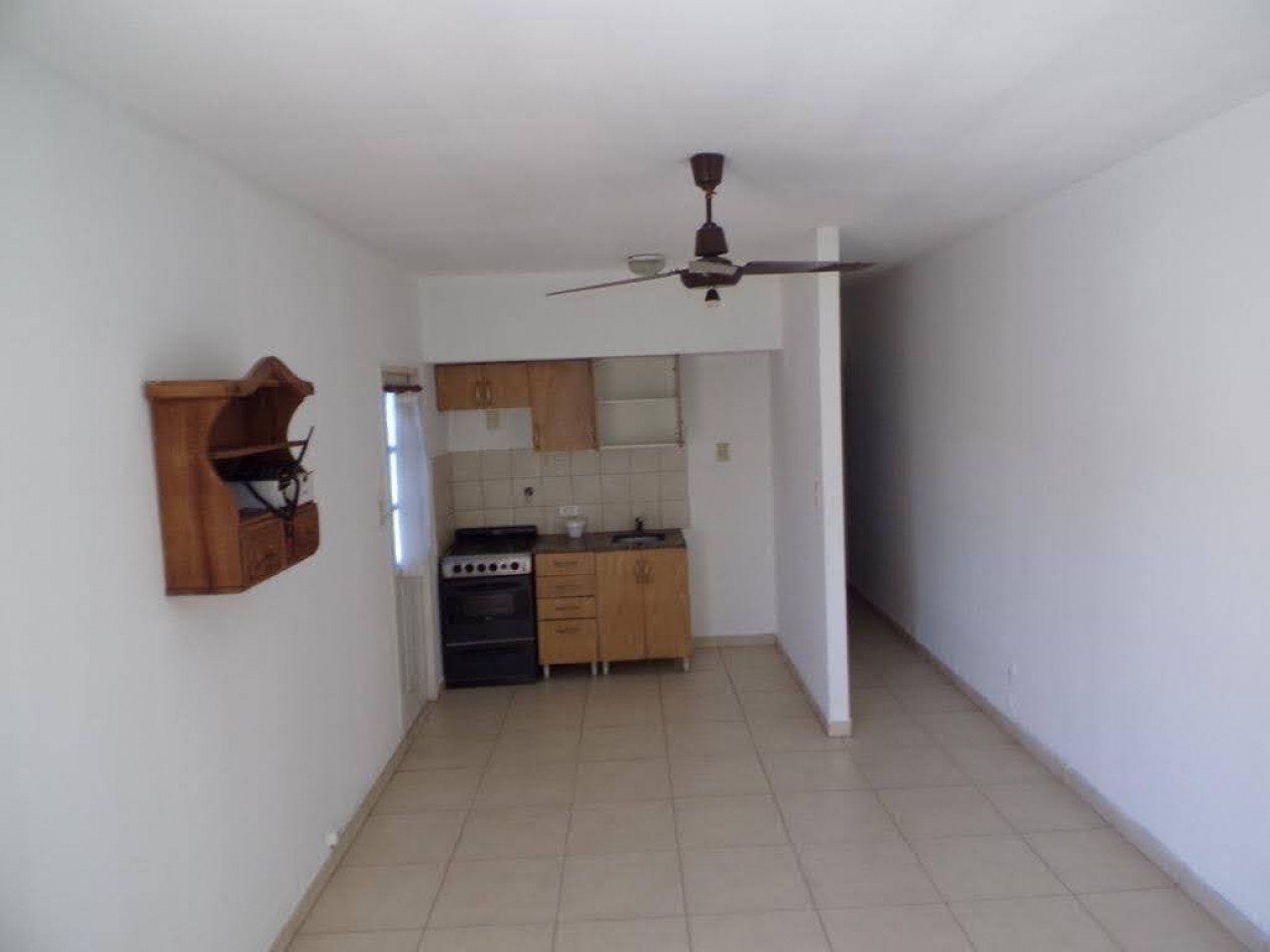 Venta excelente depto. 2 Amb en Haedo, Argerich 800