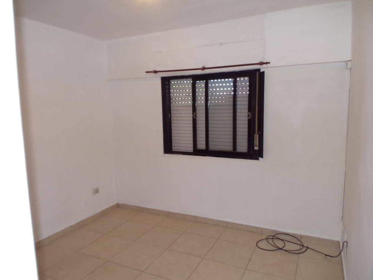 Venta excelente depto. 2 Amb en Haedo, Argerich 800