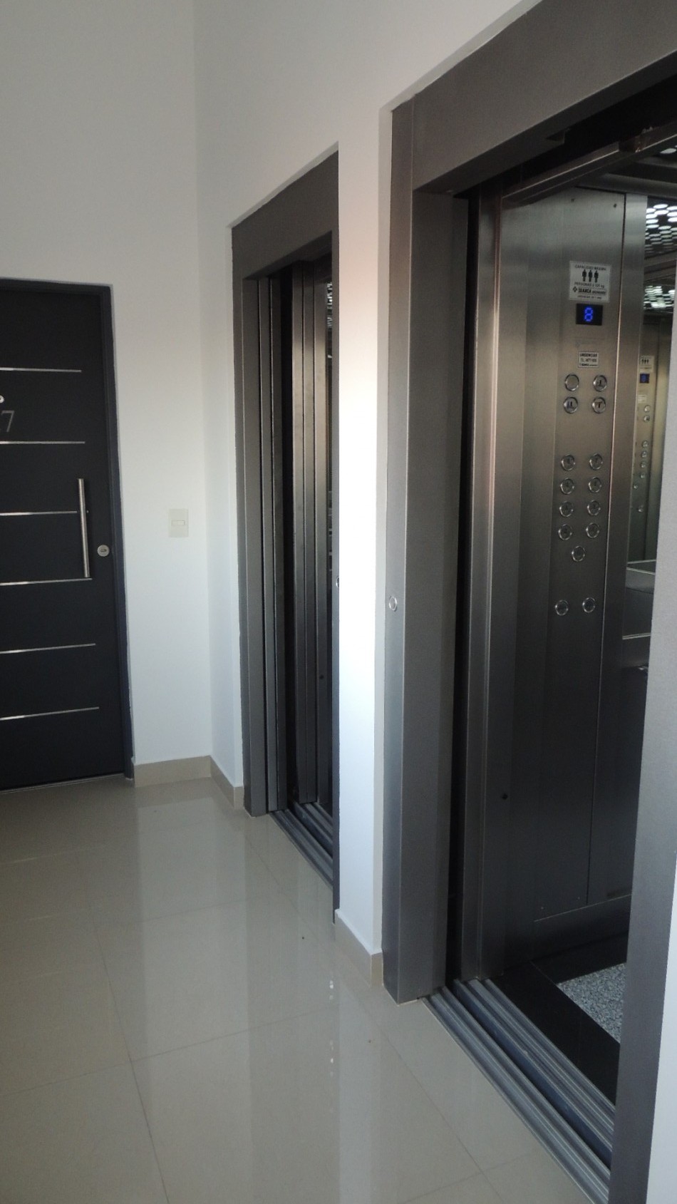 DEPARTAMENTO DE 2 AMB CON TERRAZA PRIVADA EN VENTA EN MORON