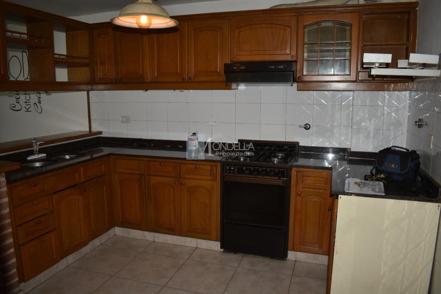 Casa 4 amb Pque. Sayago, Terreno 364 m², Pileta 2 cocheras. Nicolas Arredondo 3000, Castelar