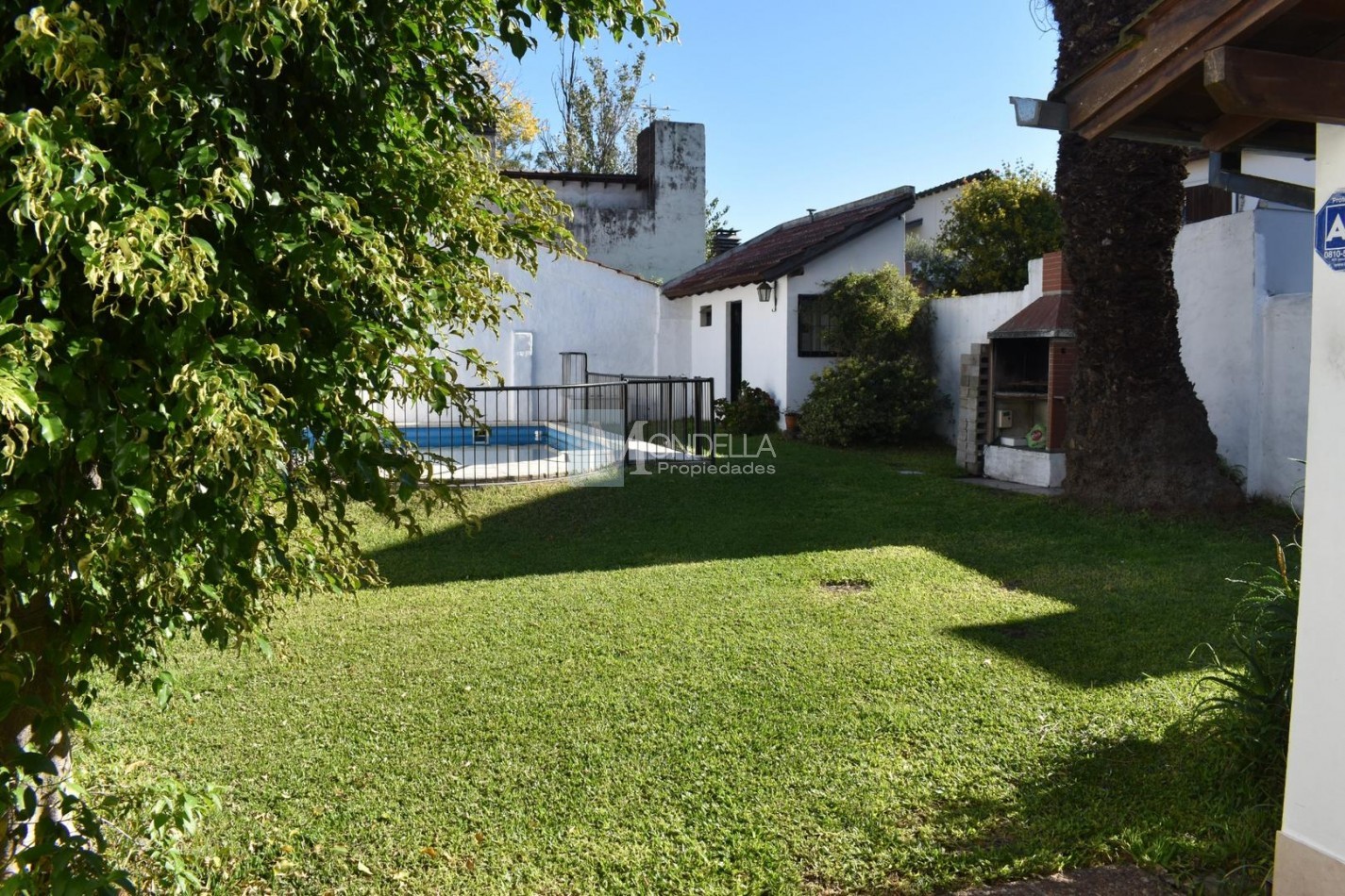 Casa 4 amb Pque. Sayago, Terreno 364 m², Pileta 2 cocheras. Nicolas Arredondo 3000, Castelar
