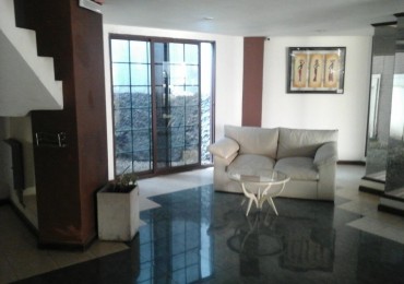 Departamento de 3 ambientes cercano a Universidad, Alem 818.
